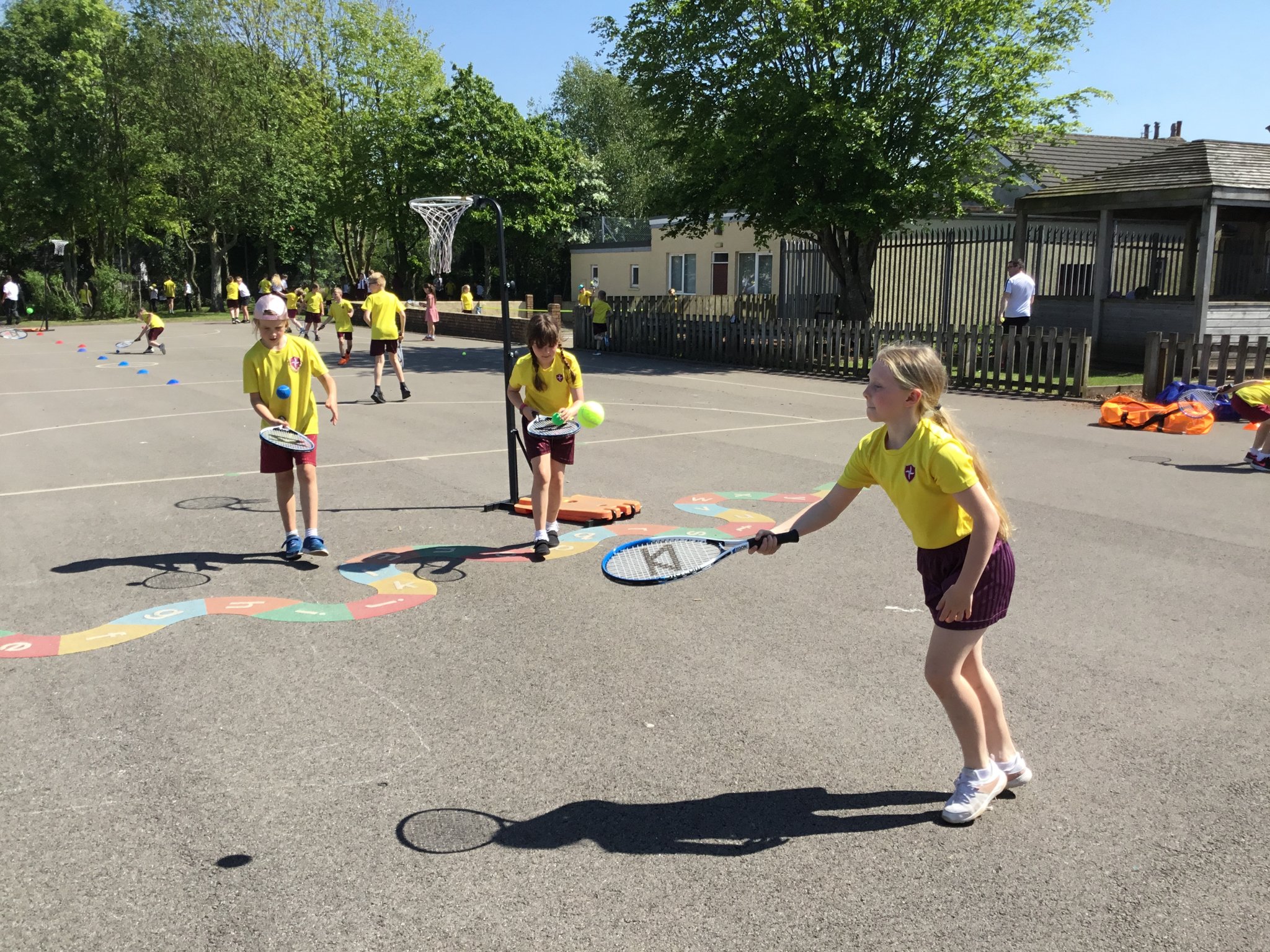 Image of Y4 tennis