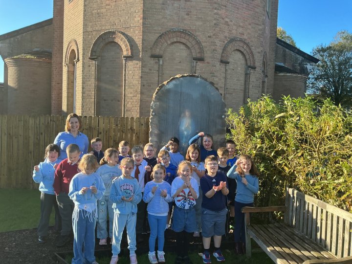 Image of Celebrating Our Lady of the Rosary, our Class Saint