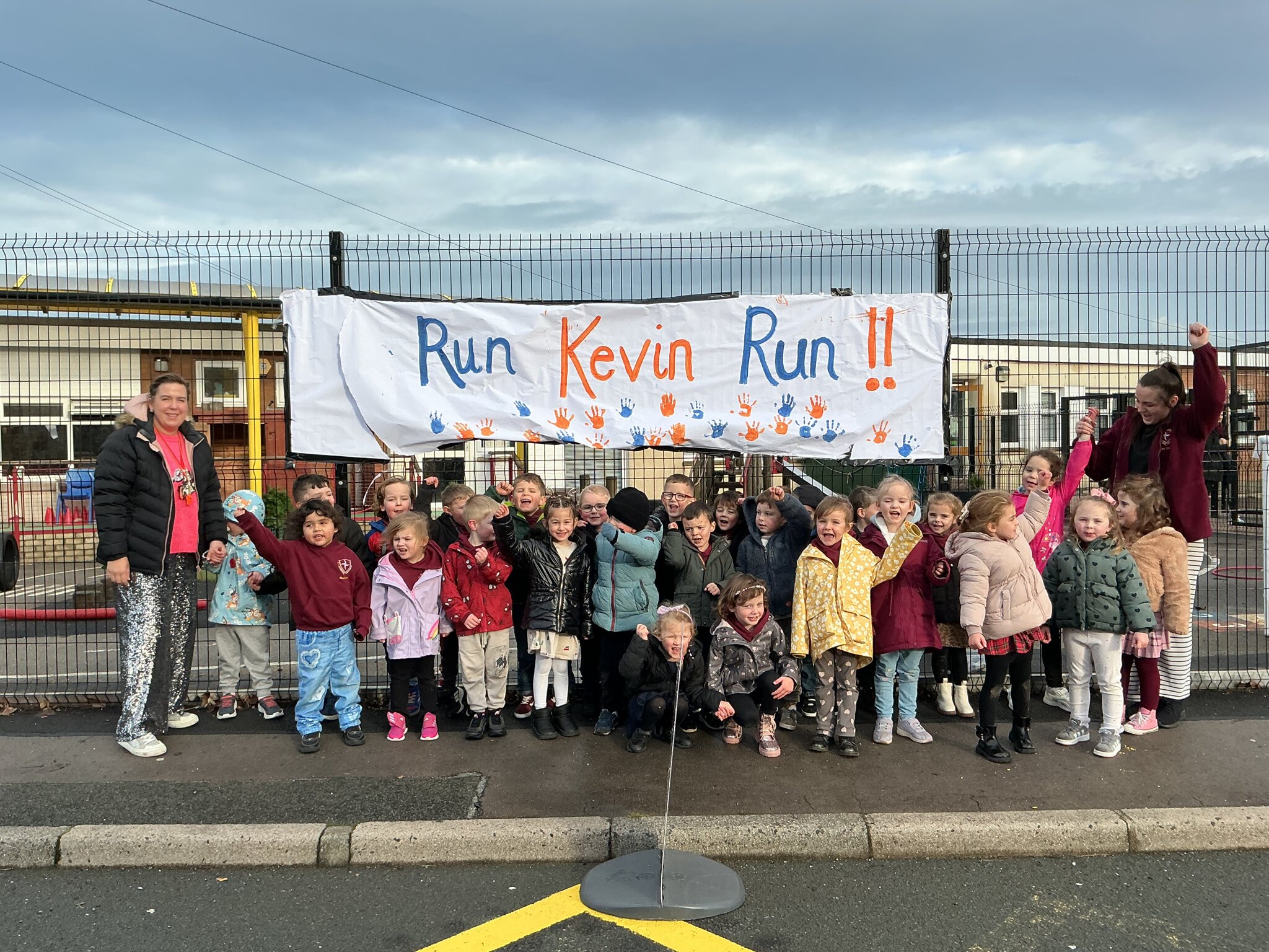 Image of Supporting Kevin Sinfield’s 7 in 7 Challenge In Reception 