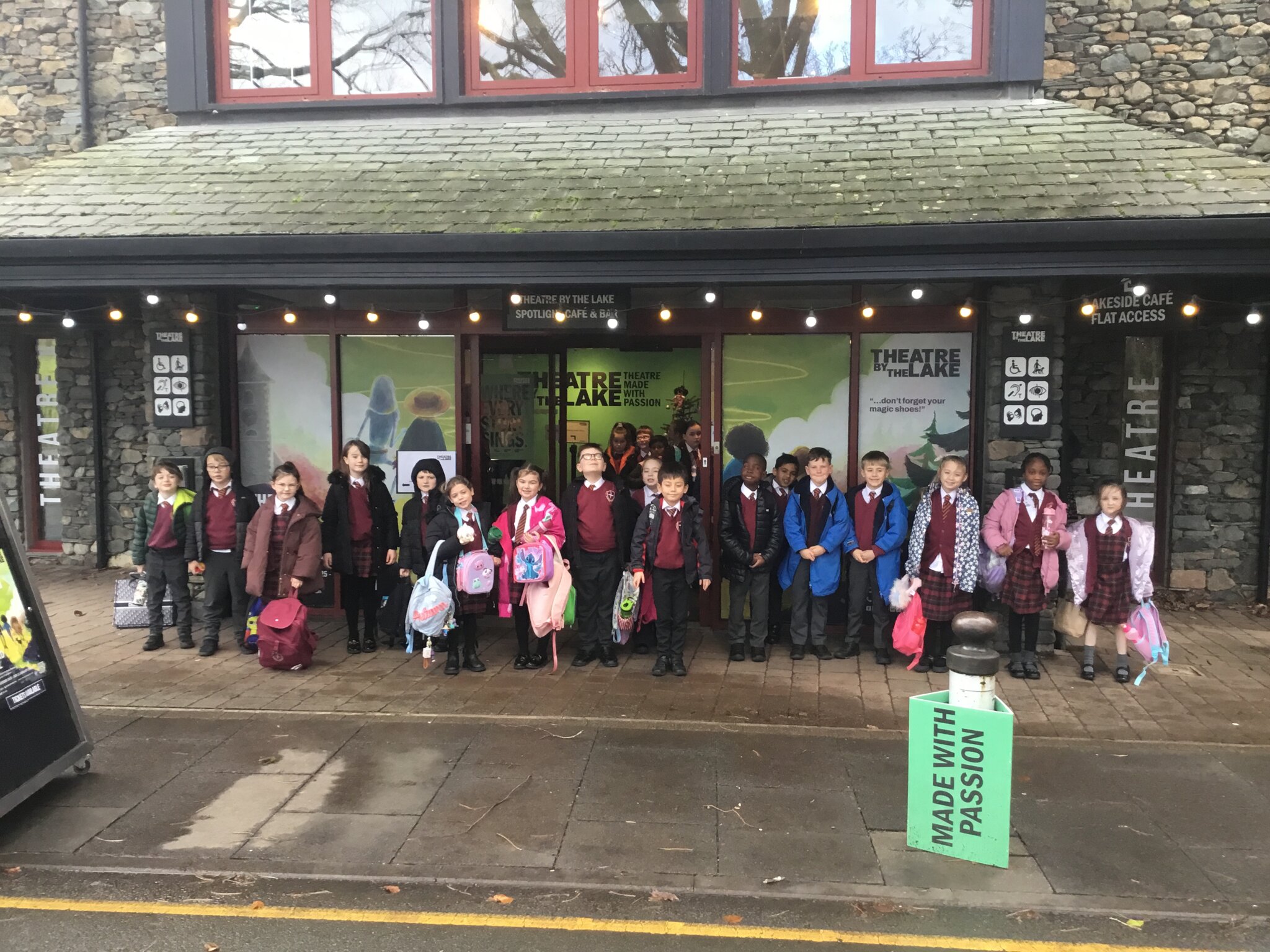 Image of Year 3 Theatre trip to see The Wizard of Oz