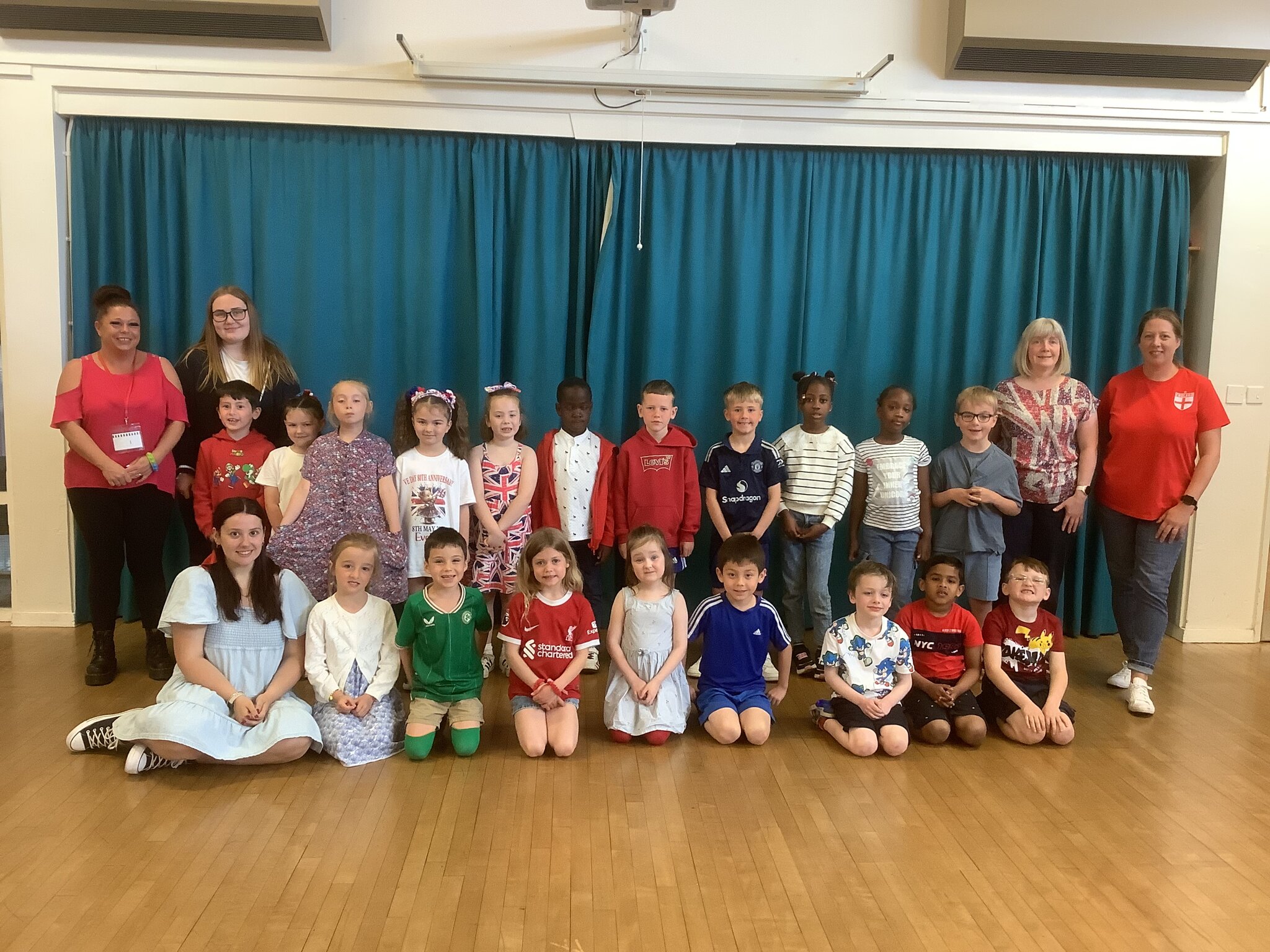 Image of Year 2 Commemorate the 80th Anniversary of VE Day