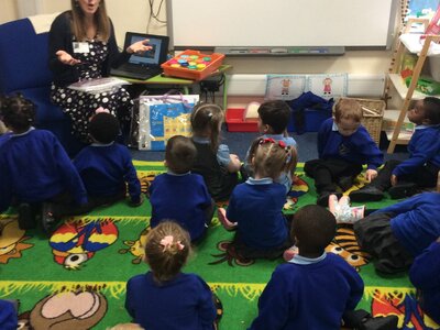 Image of Nursery library visit