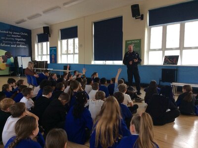 Image of Year 6 police talk