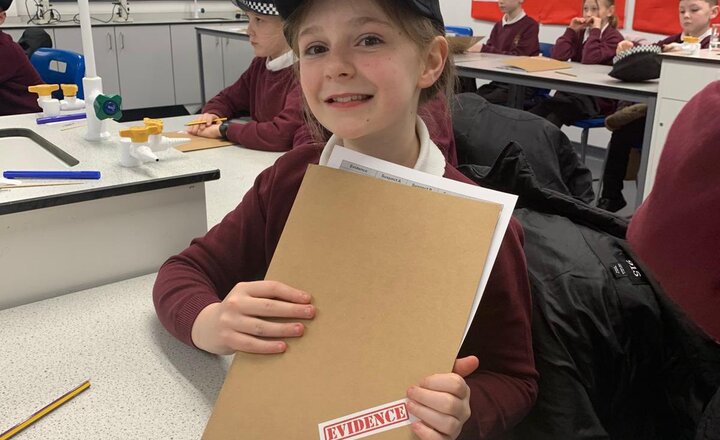 Image of Year 4 Become Scientific Detectives at EMS