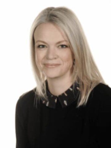 Mrs E Parlett (SLT)