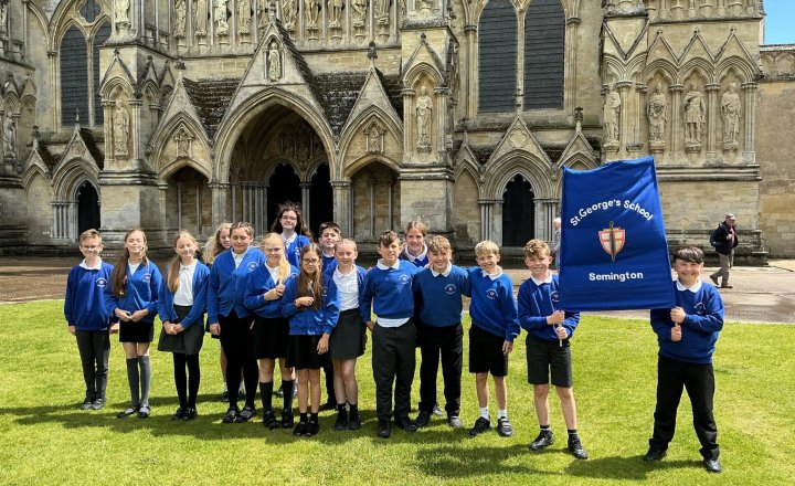 Image of Salisbury Cathedral Leavers' Service