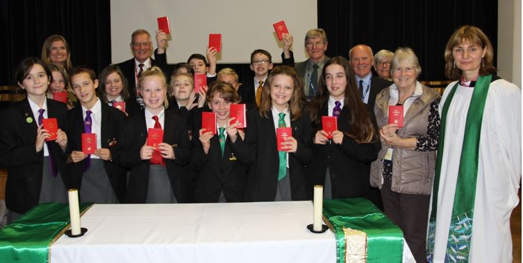 Image of Gideons’ Bible Presentation to Year 7