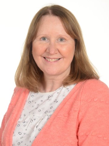 Mrs E Thompson