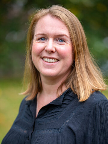 Mrs V Howarth