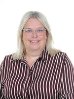 Mrs Sharon Mannering