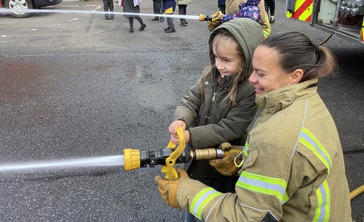 Image of Wrens and Robins Enjoy Fire Station Visit