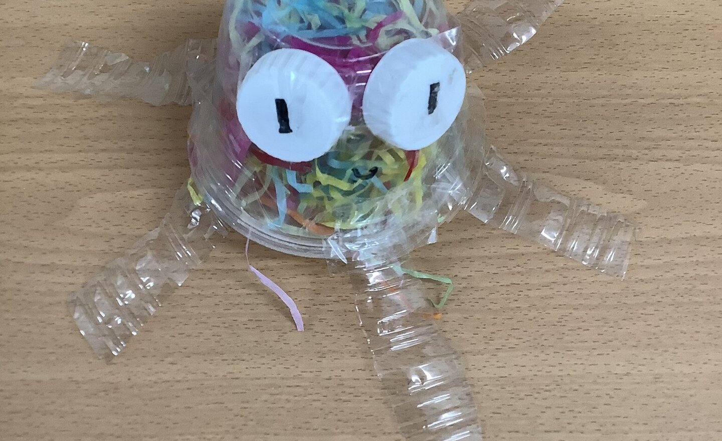 Image of Plastic in the oceans Junk modelling 