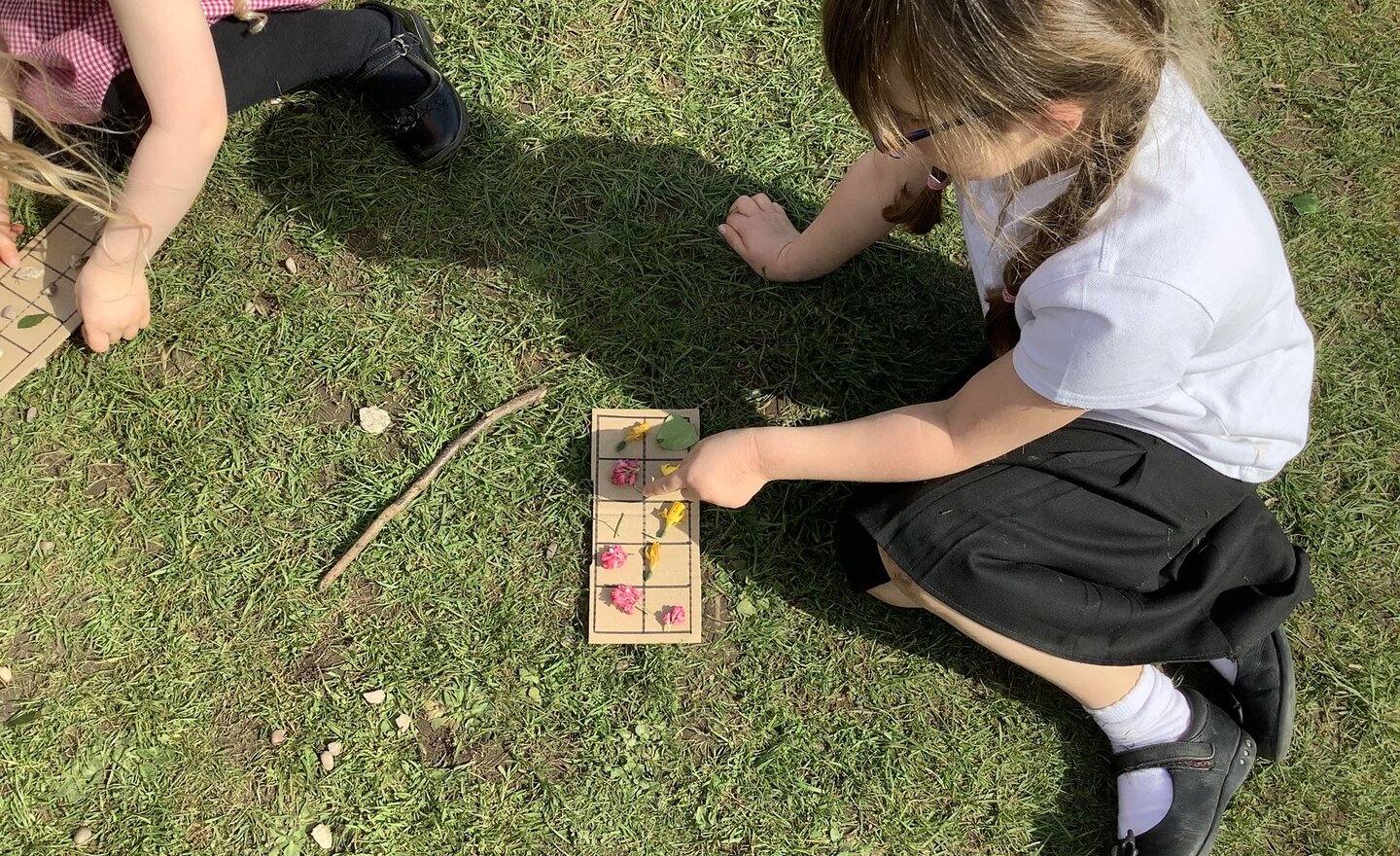 Image of Making 10 using a tens frame!