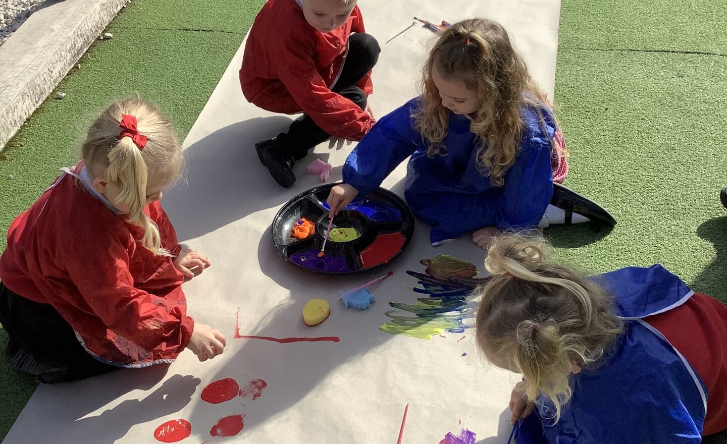 Image of Expressing our creativity in the sunshine!