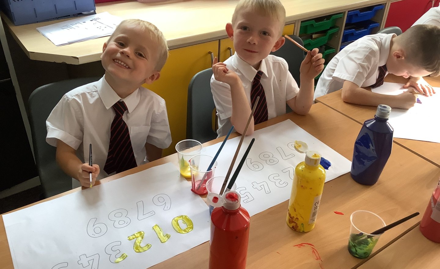 Image of Colouring Mixing