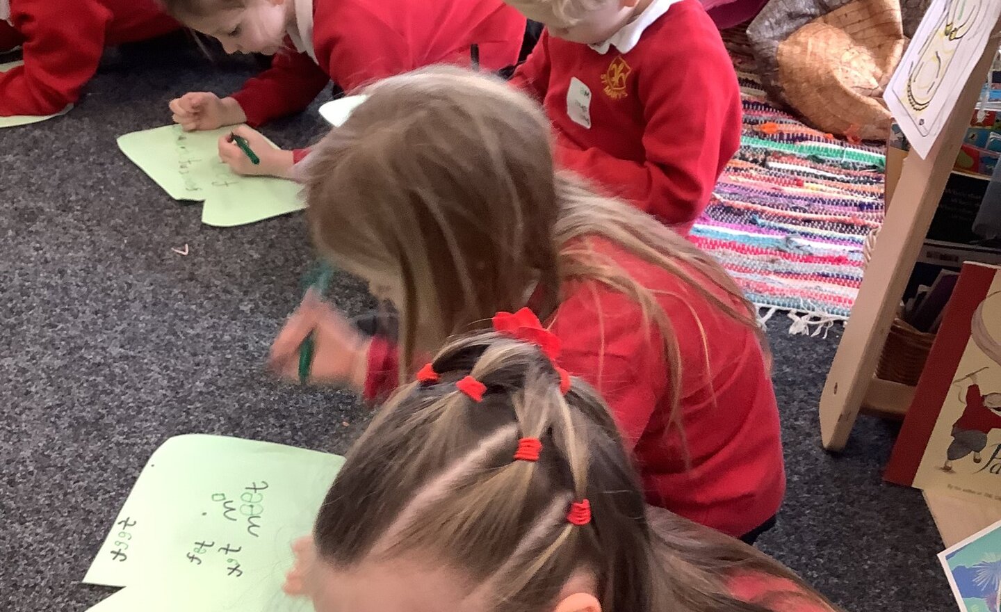 Image of Reading and writing with the green froggy ee sound!