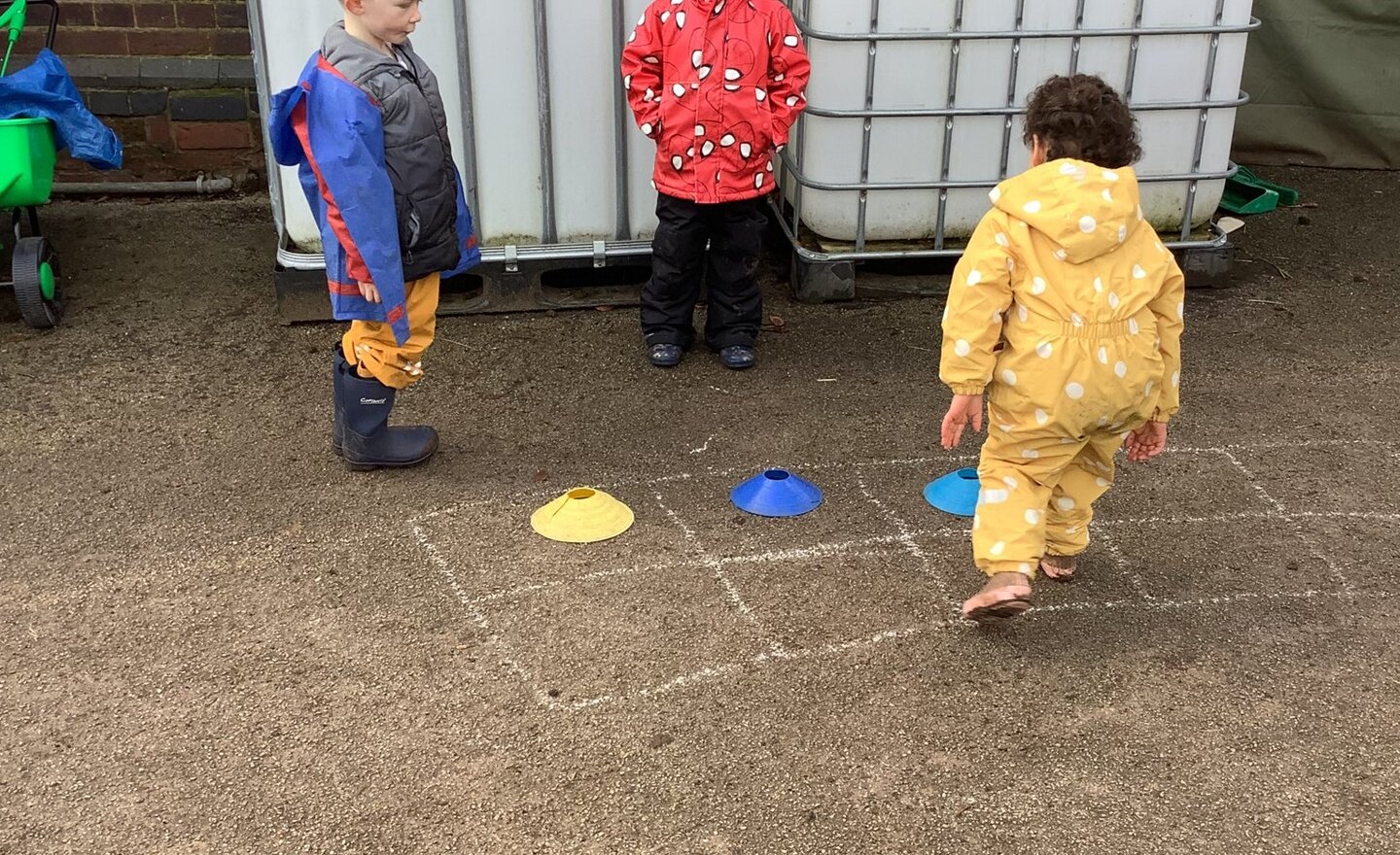 Image of Representing amounts on the tens frame! 