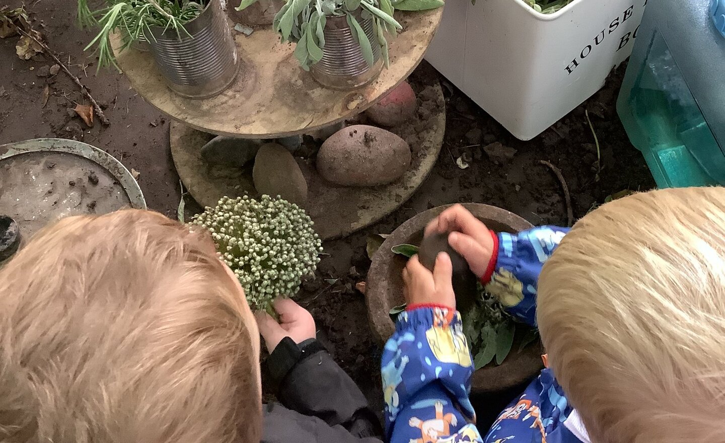 Image of Using a pestle and mortar!