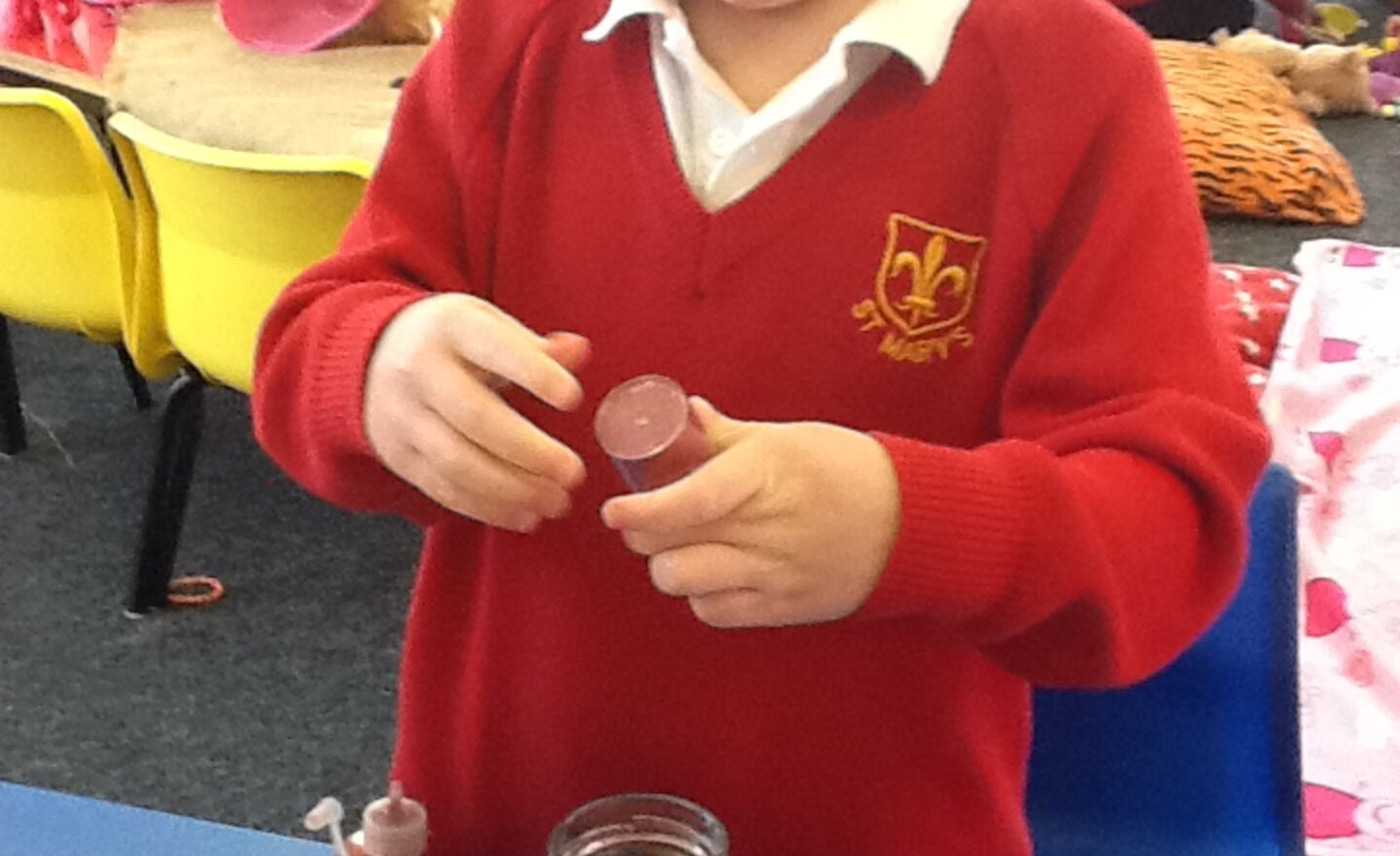 Image of Creating calm jars to take home. 