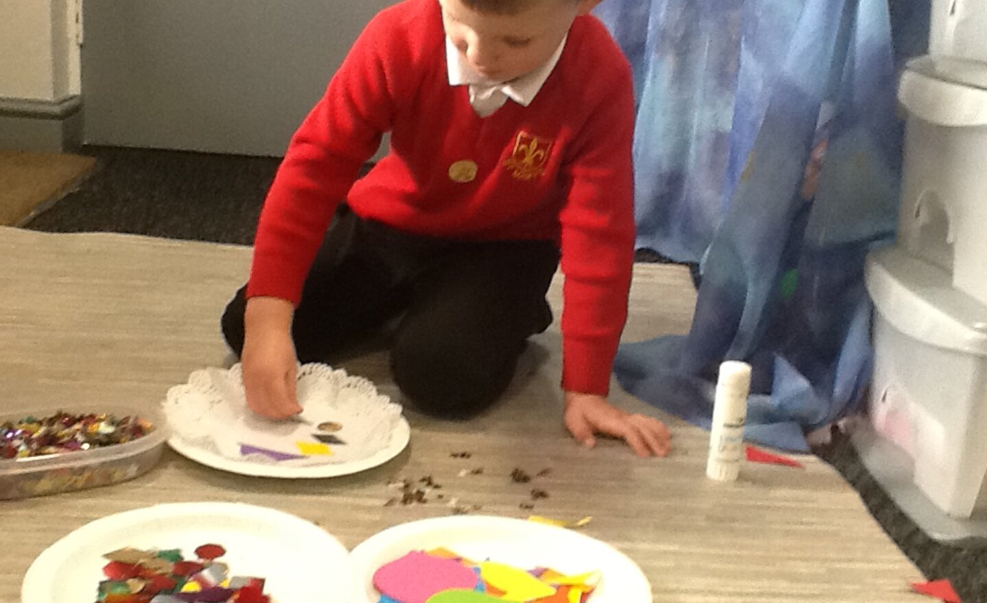Image of Learning About Diwali and creating rangoli patterns!