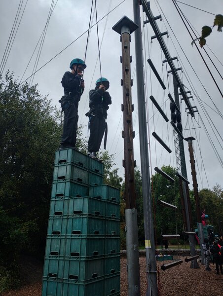 Image of Crate stacking 