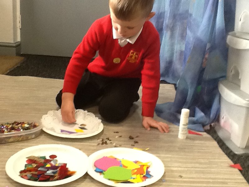 Image of Learning About Diwali and creating rangoli patterns!