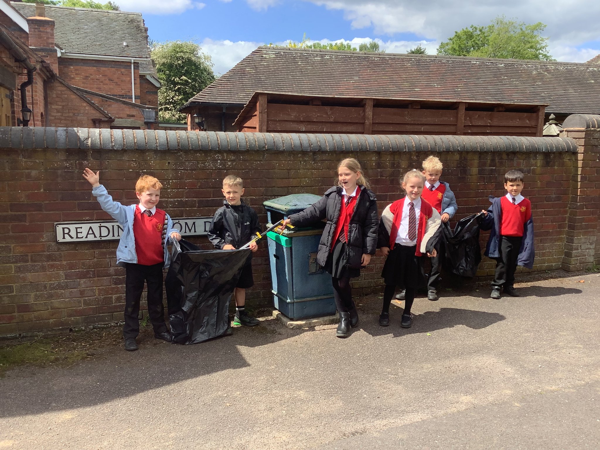 Image of Litter Pickers 