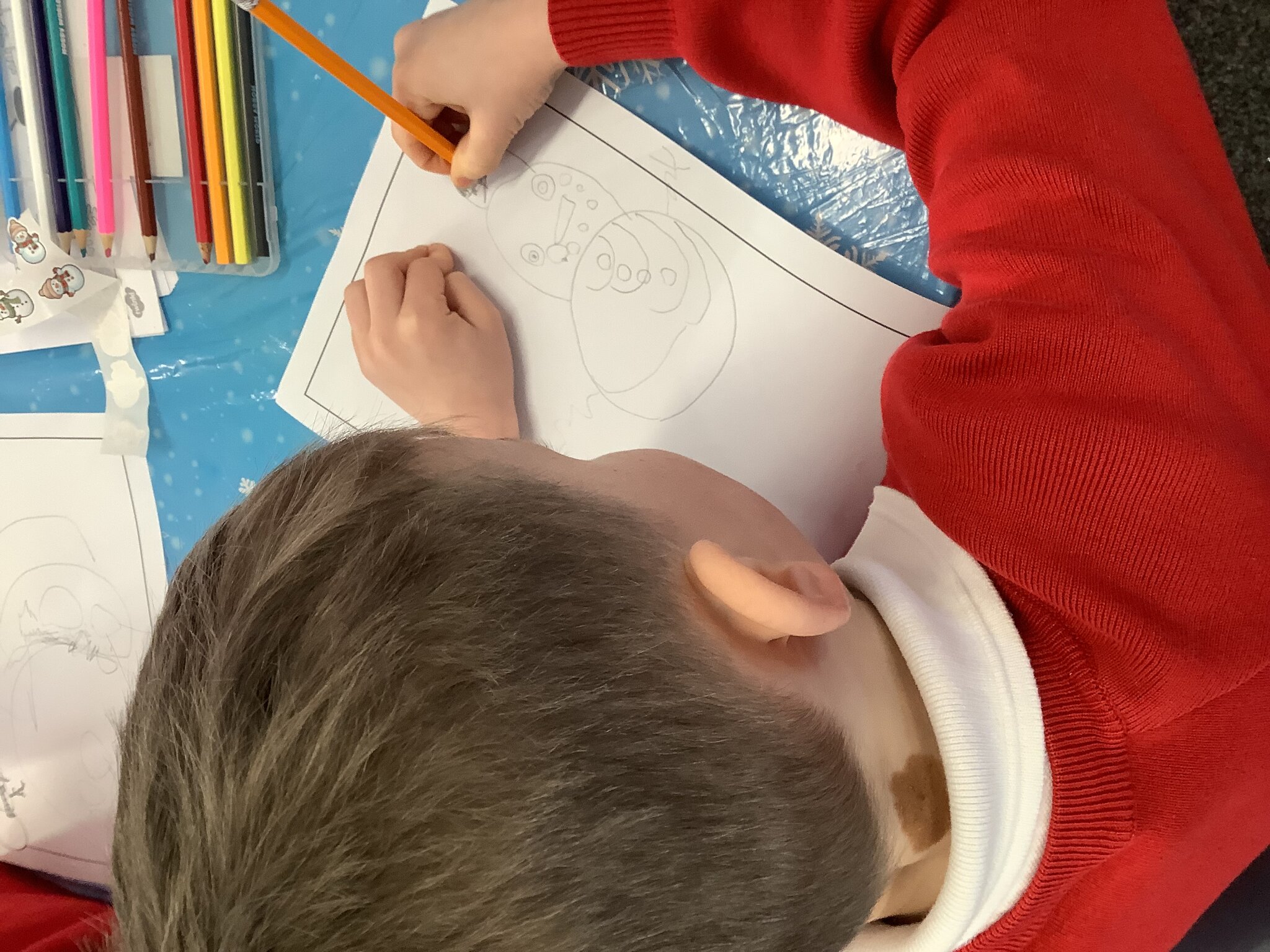 Image of Drawing snowmen! 