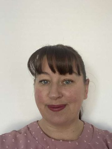 Mrs Gemma Dejonge