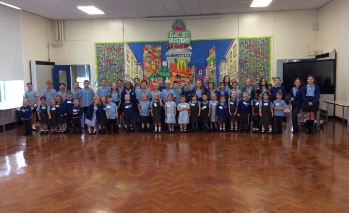 Photo of Y6 and Reception class buddies