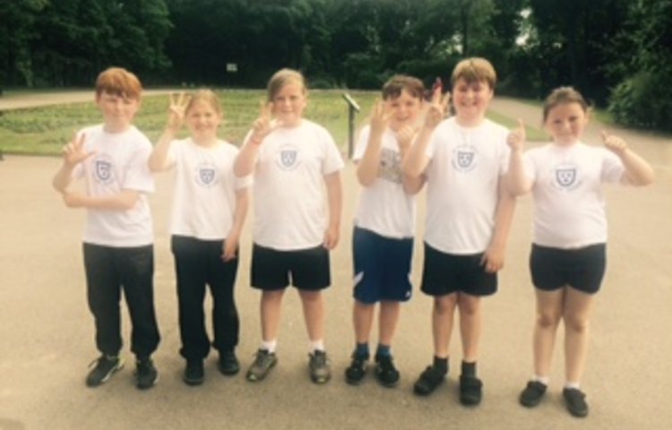 Image of Y5 Orienteering Team June 2016