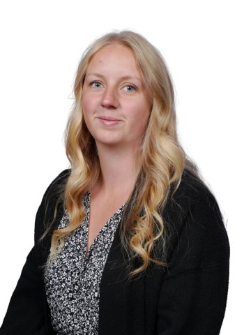 Miss L Trouth