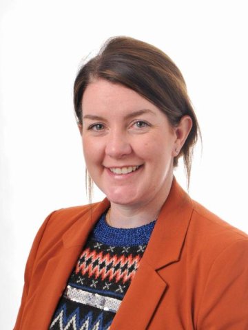 Mrs L Newell