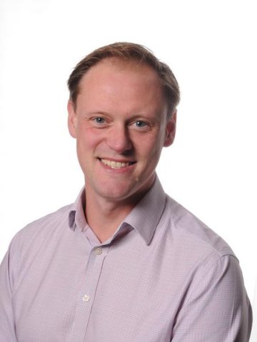 Mr C Newitt