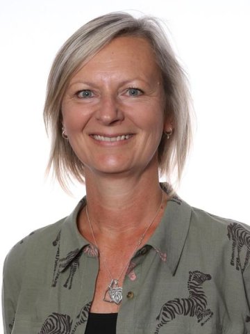 Mrs L Strain