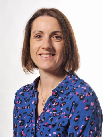 Mrs R Harvey