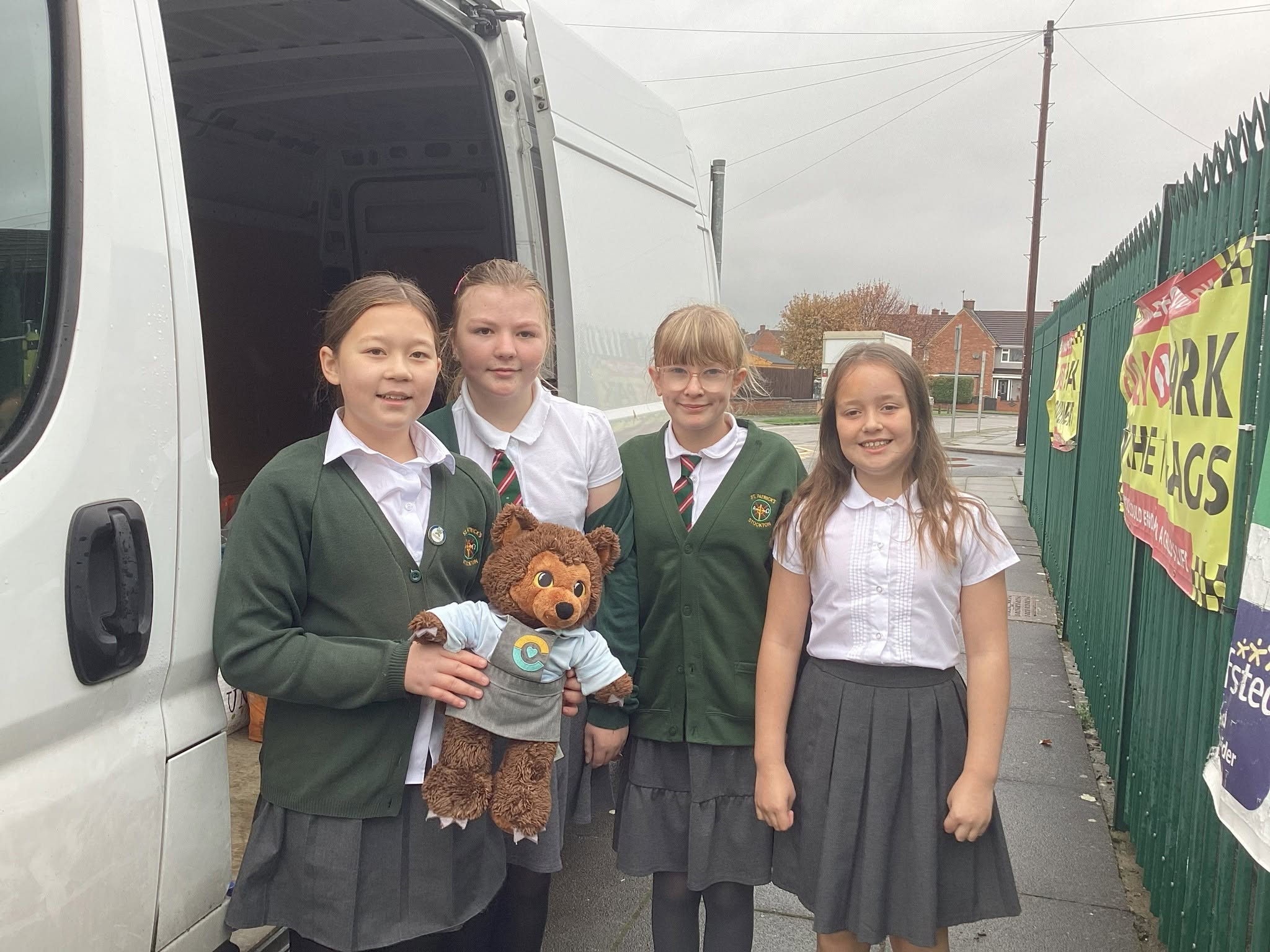 Image of Mini Vinnies Help Deliver Harvest Donations to Local Food Bank