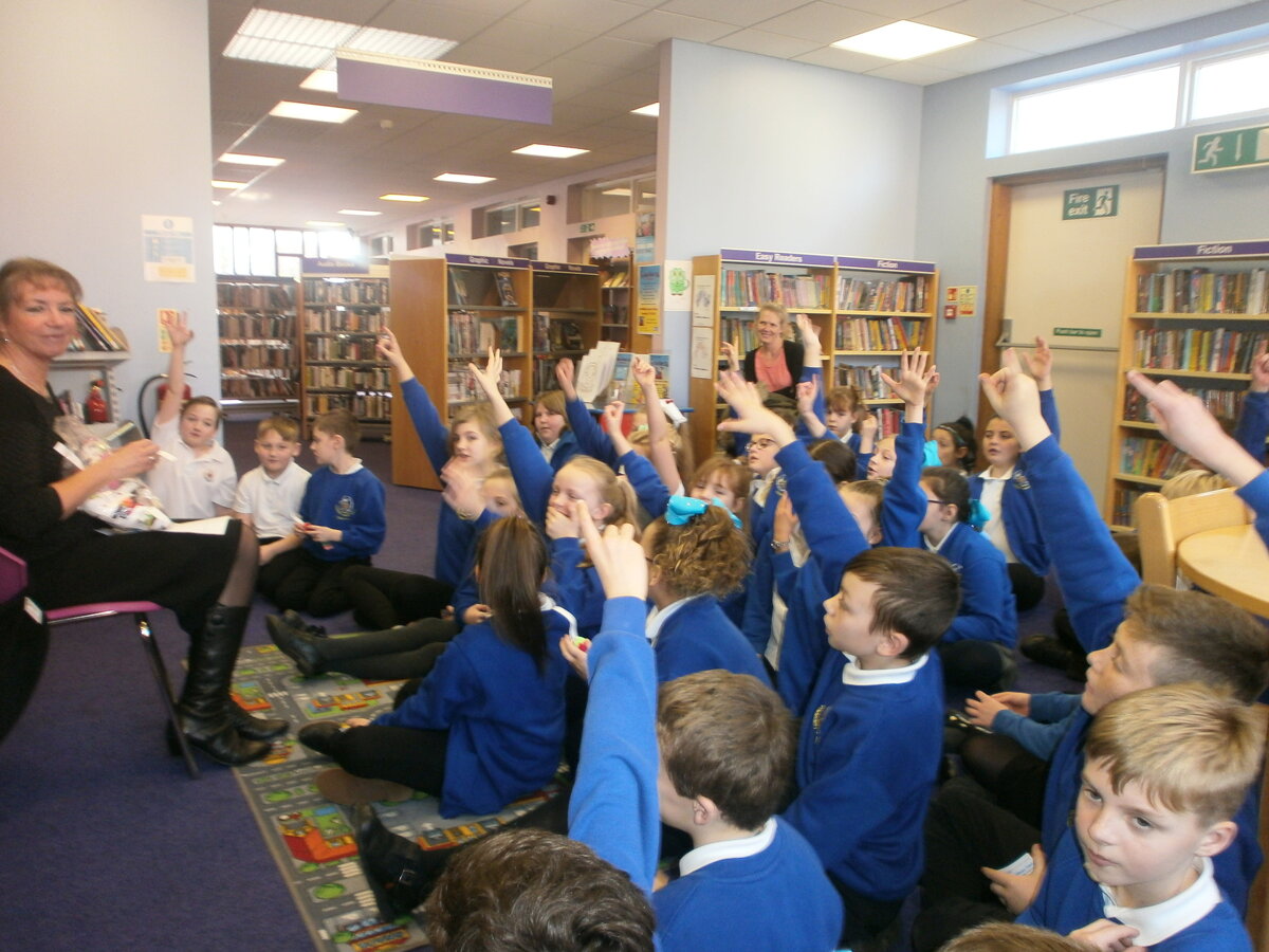 Elm Class Trip to Whitby Library | Stakesby Primary Academy