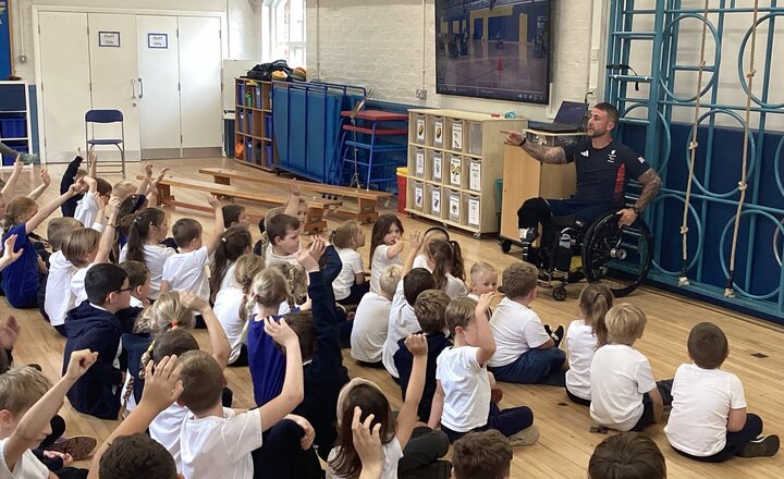 Image of Paralympian Gold medal winner visits Stalmine Primary