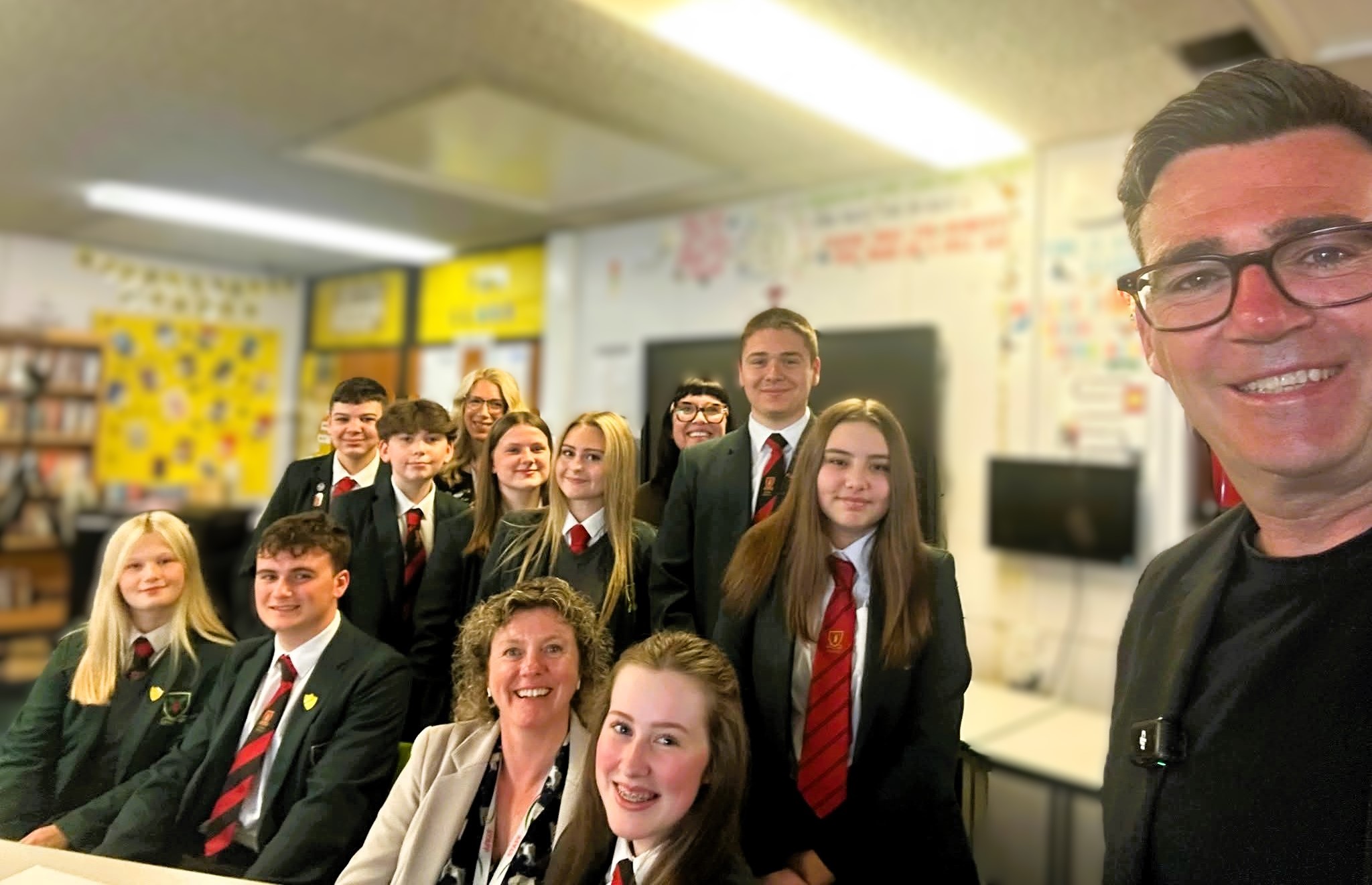 Image of Andy Burnham visits SEACHS for 'Question Time'