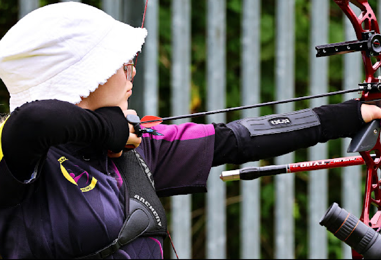 Image of Y8 student, Samantha is a 'Super-Shot'!