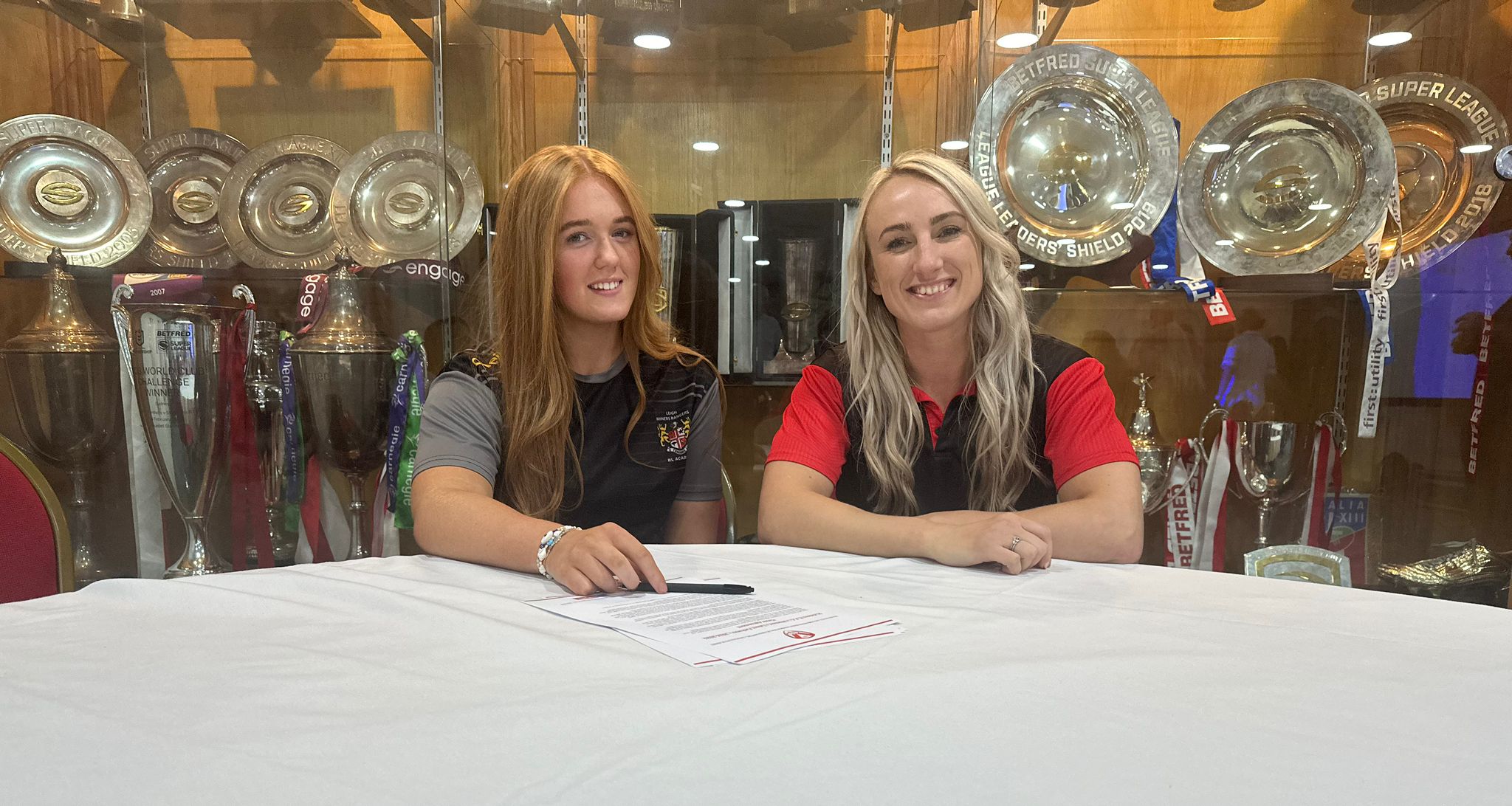 Image of Y10 Student, Olivia gets signed by SAINTS!