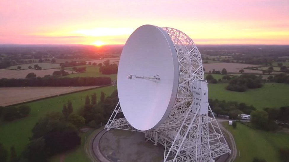 Image of Year 5 Jodrell Bank Trip