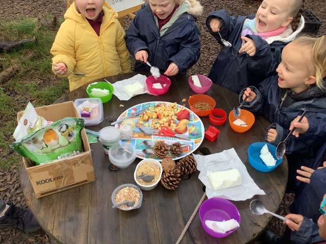 Image of Making Bird Feeders