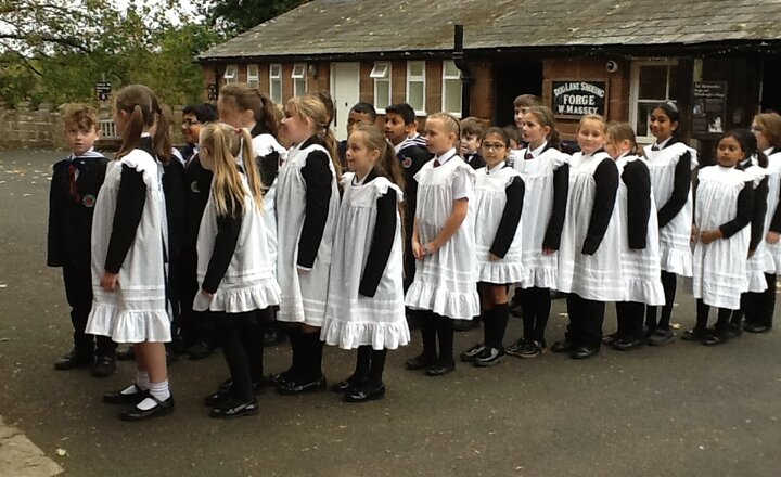 Image of Year 5 Victorian Day at Hartlebury Castle