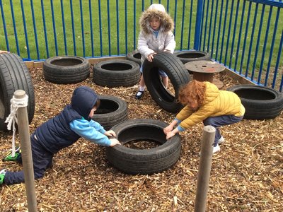 Image of Kindy den building