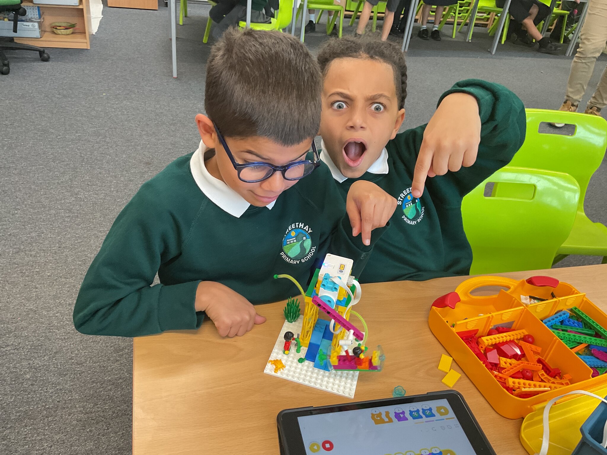 Image of Stembotics in Team Hedgehogs! 
