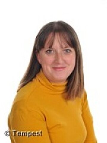 Mrs Sarah Jones