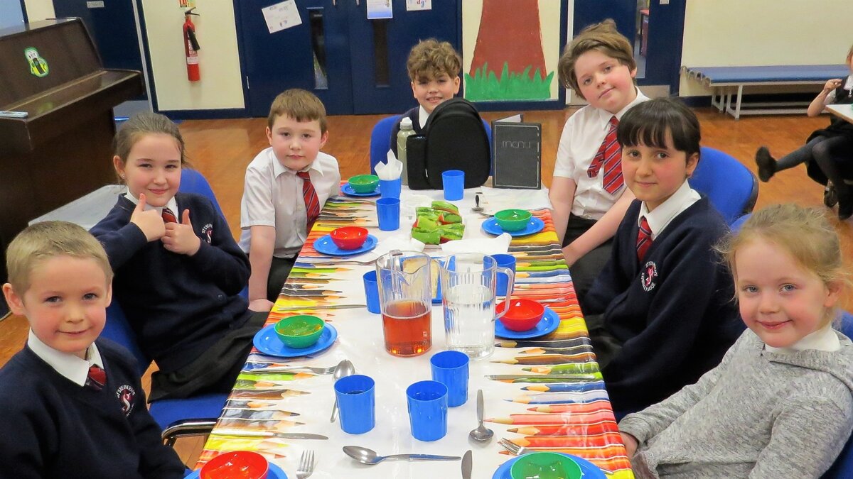 Image of Top Table - Top Guests