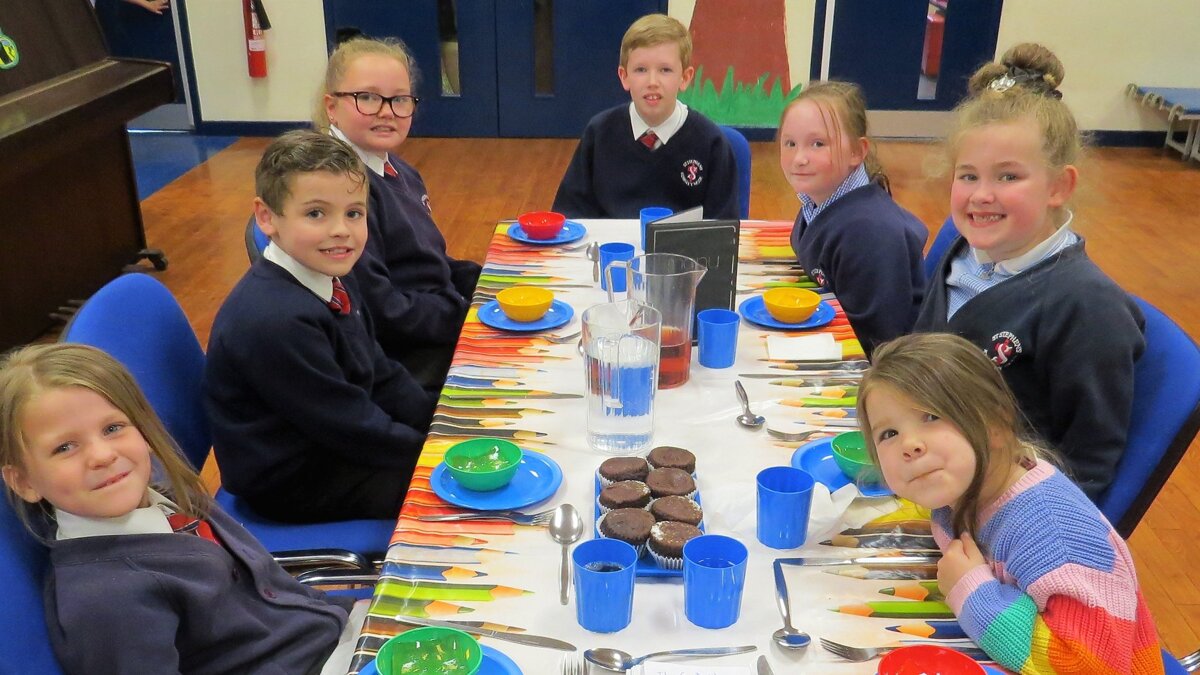 Image of Top Table - Top Guests